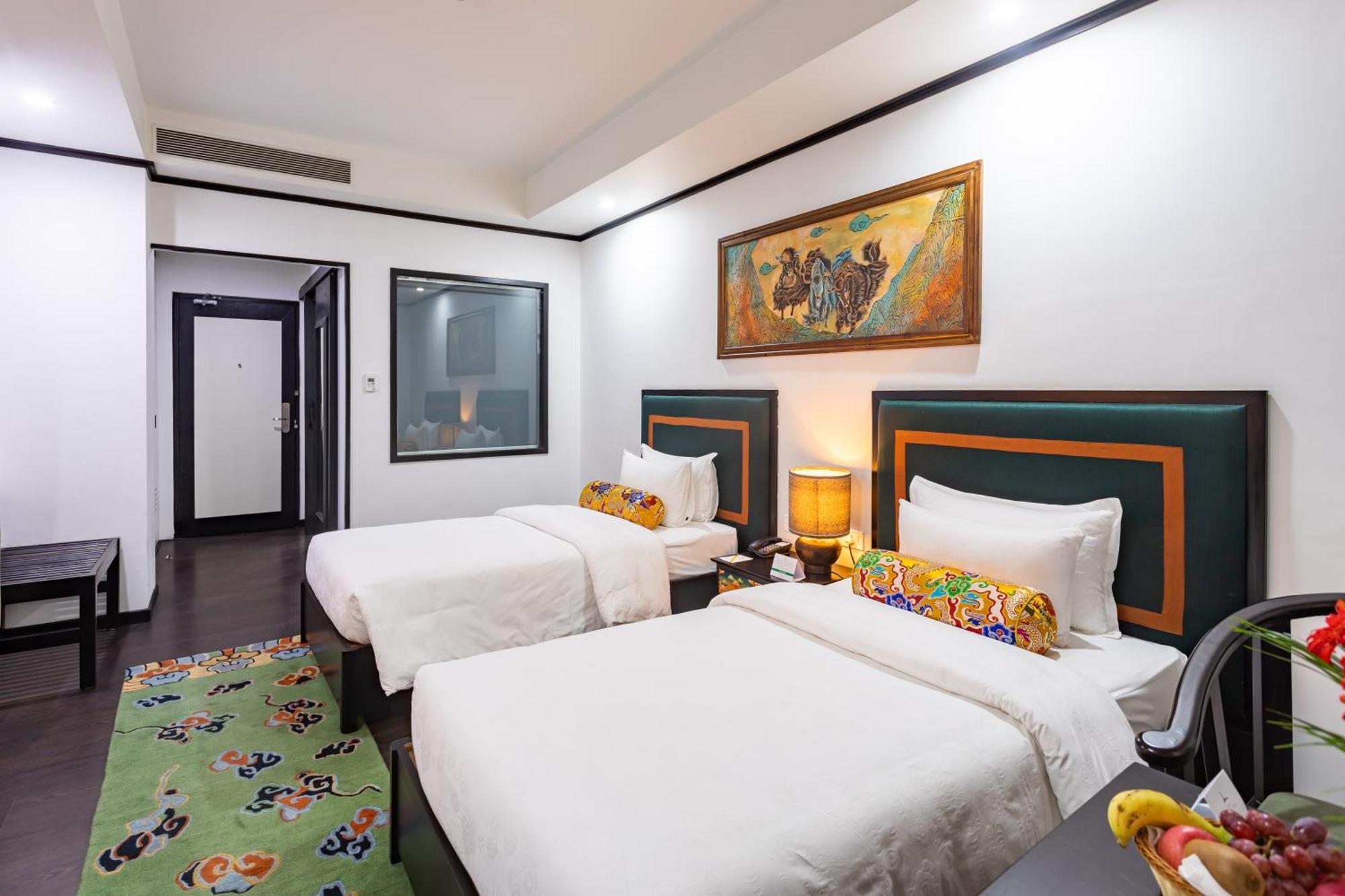 Hotel Lo Mustang Katmandu Eksteriør billede