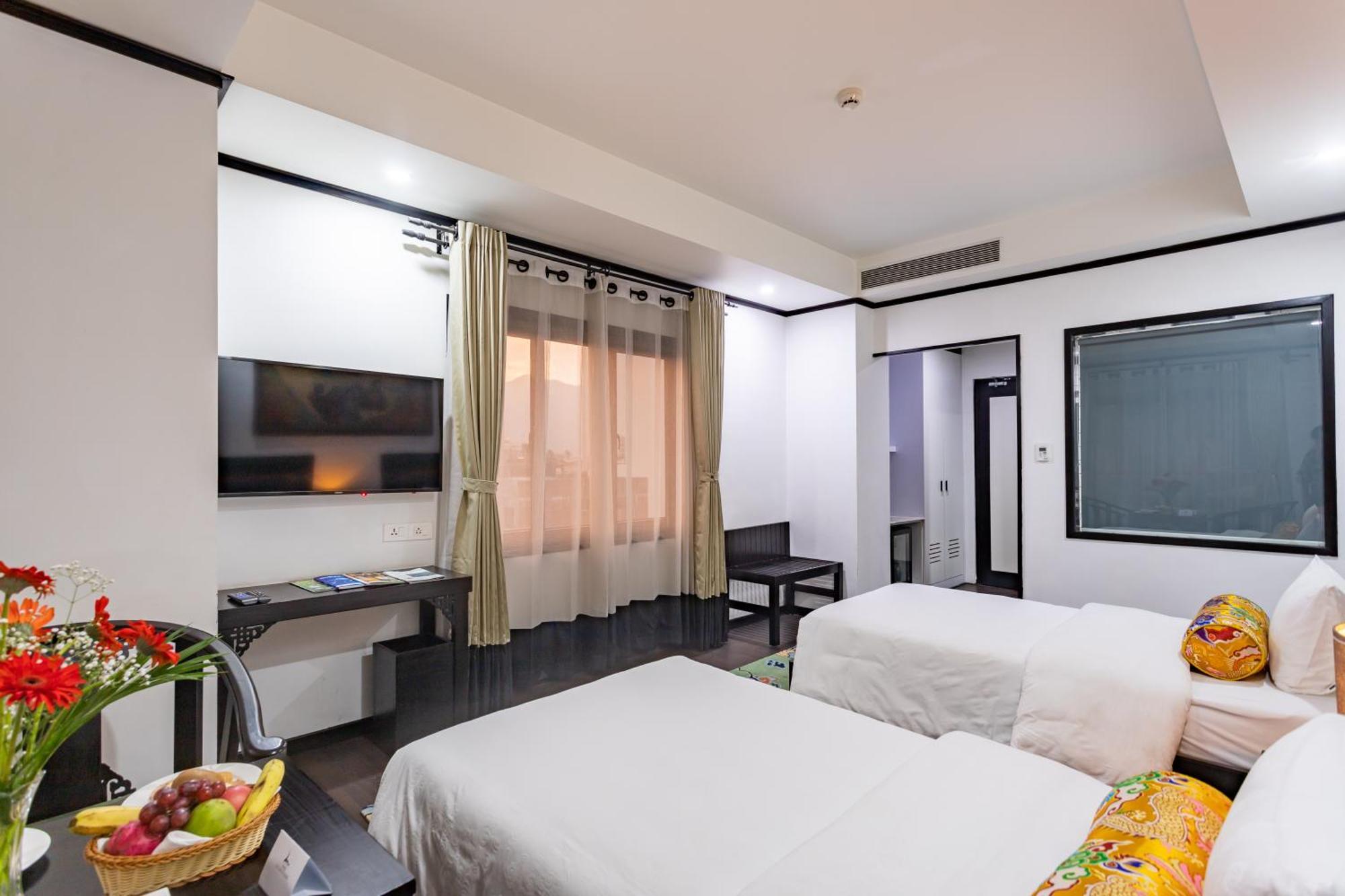 Hotel Lo Mustang Katmandu Eksteriør billede