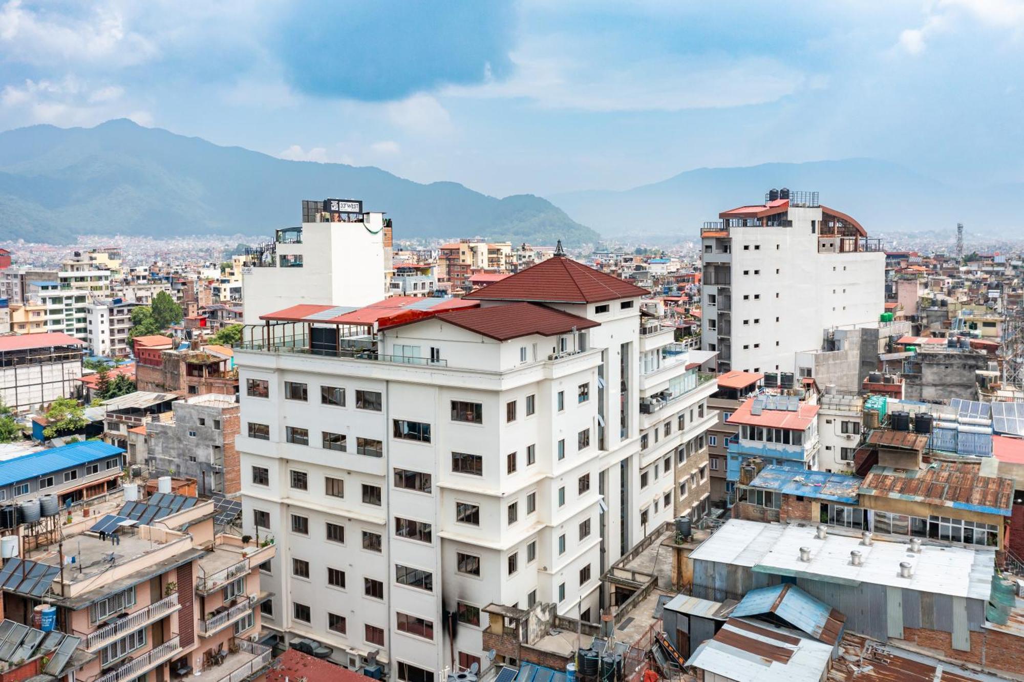 Hotel Lo Mustang Katmandu Eksteriør billede